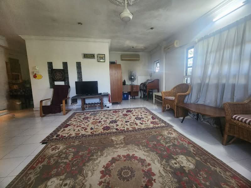 Rumah Banglo untuk Dijual di Kampung Tunku (Petaling Jaya) - Sue Ahmad - Living Room - PropertyGuru.com.my