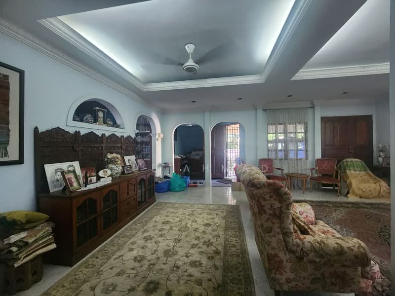 Rumah Banglo untuk Dijual di Kampung Tunku (Petaling Jaya) - Sue Ahmad - Living Room - PropertyGuru.com.my