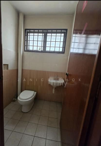Kedai / Pejabat untuk Dijual di Taman Desa Cemerlang (Ulu Tiram) - Janice Chok - PropertyGuru.com.my