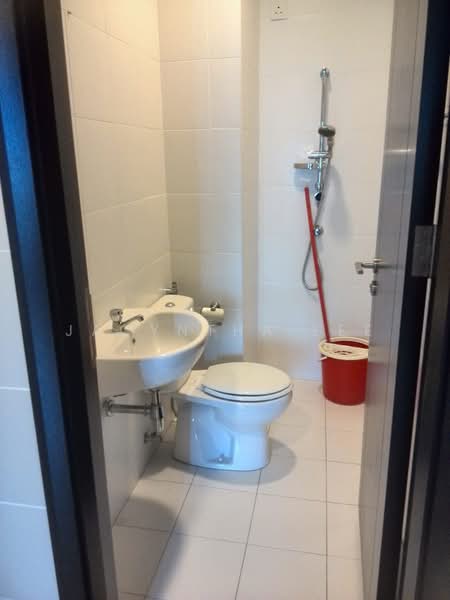 Kondominium untuk Dijual di Quayside Seafront Resort Condominiums - Jacyntha Lee - PropertyGuru.com.my