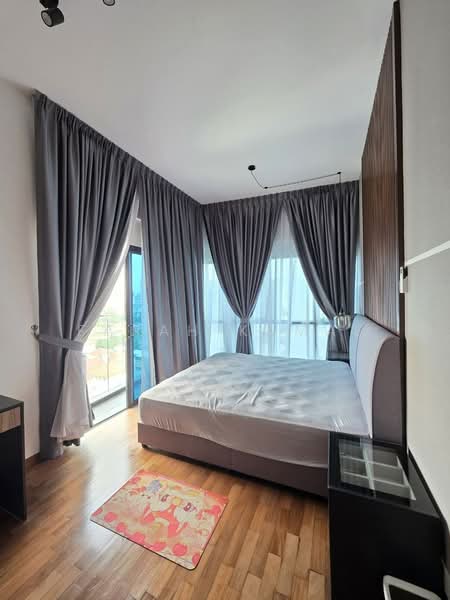 Servis Apartment untuk Dijual di Reizz Residence - Farah Kamal - Bedroom - PropertyGuru.com.my