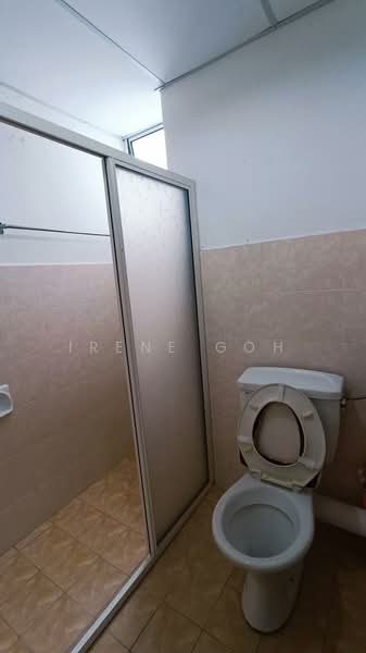 Condominium for Sale at Straits Regency - Irene Goh - Bathroom - PropertyGuru.com.my