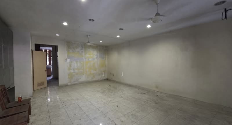 Rumah Teres 2-Tingkat untuk Dijual di Kemuning Utama (Shah Alam) - J J - PropertyGuru.com.my
