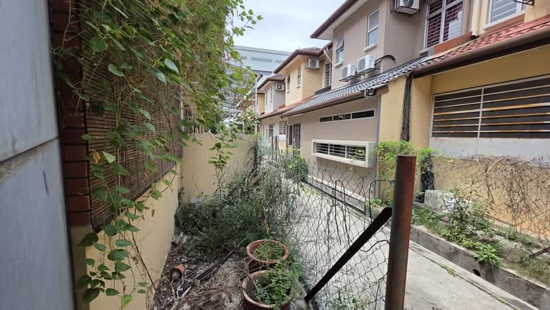 Rumah Teres 2-Tingkat untuk Dijual di Kemuning Utama (Shah Alam) - J J - PropertyGuru.com.my