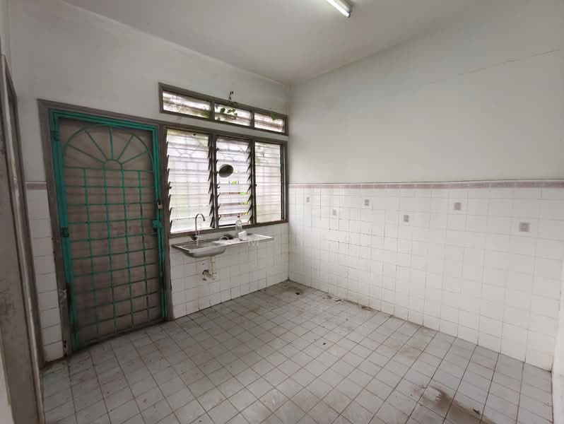 Rumah Teres 2 Tingkat untuk Dijual di Bukit Beruntung (Selangor) - Tom Yip - Kitchen - PropertyGuru.com.my