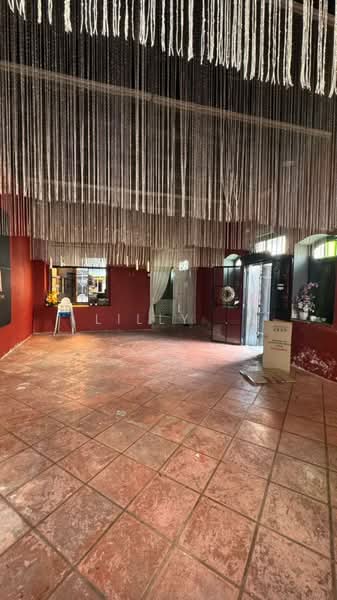 Shop / Office for Sale in Chinatown (George Town) - Lilly . - Entrance - PropertyGuru.com.my