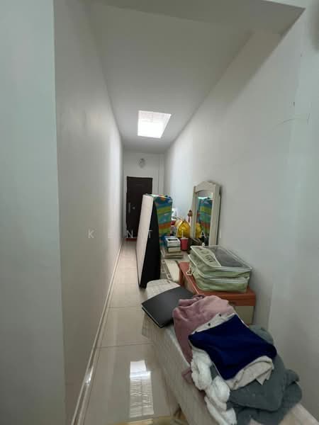 Rumah Teres 2 Tingkat untuk Dijual di Taman Wawasan (Puchong) - Kent Lai - Corridor - PropertyGuru.com.my