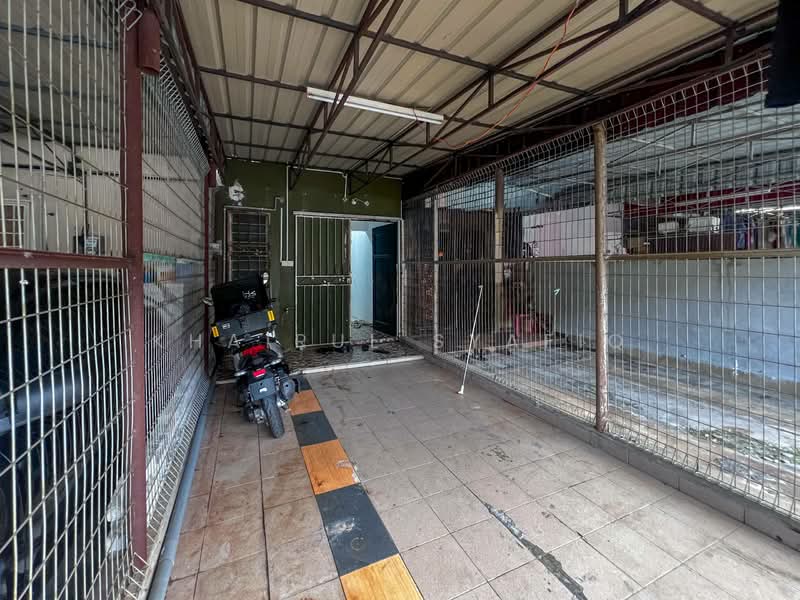 Rumah Bandar untuk Dijual di Desa Coalfields (Ijok) - Khairul Syafiq - Exterior - PropertyGuru.com.my
