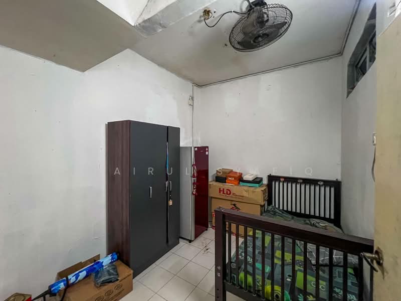 Rumah Bandar untuk Dijual di Desa Coalfields (Ijok) - Khairul Syafiq - Bedroom - PropertyGuru.com.my