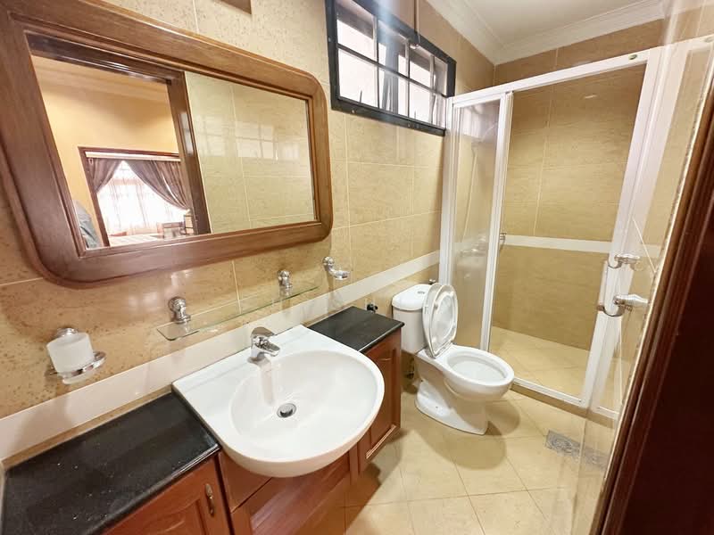 Bungalow for Rent in Taman Nong Chik (Johor Bahru) - Shishi . - PropertyGuru.com.my