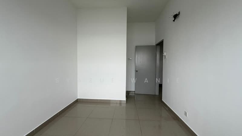 Service Residence for Sale at SkyLake Residence - Syazue Wanie - Interior - PropertyGuru.com.my