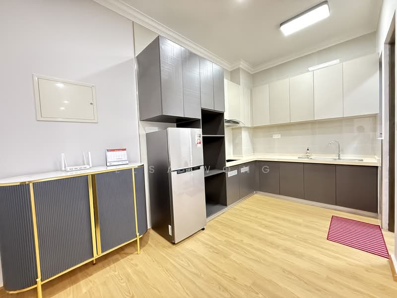 Kondominium untuk Dijual di Kings Bay @ Country Garden Danga Bay - Elsa Wong - Kitchen - PropertyGuru.com.my