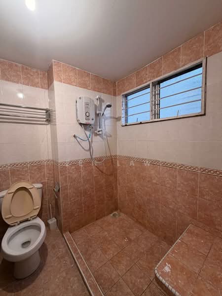 3-storey Terraced House for Rent in Taman Bukit Segar Jaya 1 (Cheras) - Zen Law - Bathroom - PropertyGuru.com.my