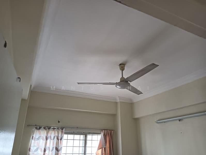 Kondominium untuk Dijual di Midah Ria Condominium - Mantus Chai - PropertyGuru.com.my