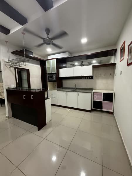 Rumah Kluster untuk Dijual di Taman Mount Austin (Tebrau) - Ee Fong Toh - Kitchen - PropertyGuru.com.my