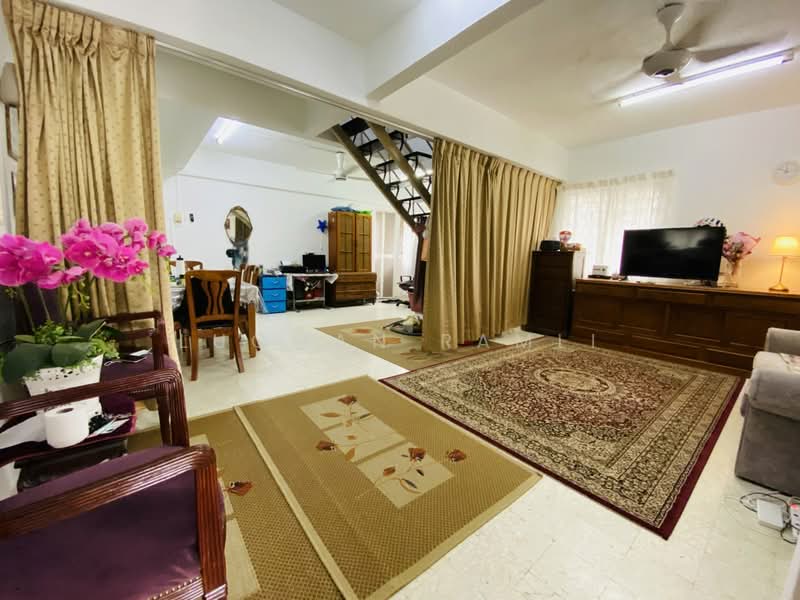 Rumah Teres 2 Tingkat untuk Dijual di Taman Permata (Ulu Kelang) - Luqman Ramli - Living Room - PropertyGuru.com.my
