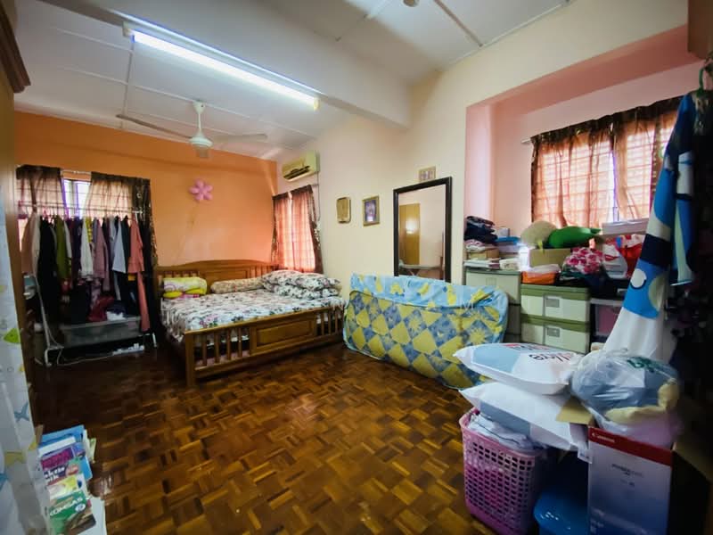 Rumah Teres 2 Tingkat untuk Dijual di Taman Permata (Ulu Kelang) - Luqman Ramli - Bedroom - PropertyGuru.com.my