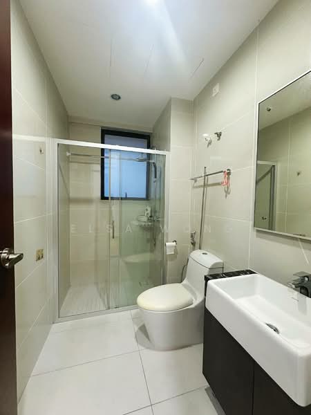 Condominium for Rent at Bay Point @ Country Garden Danga Bay - Elsa Wong - Bathroom - PropertyGuru.com.my