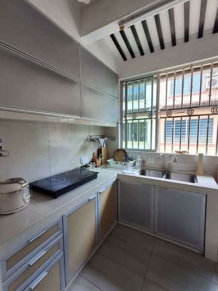 Rumah Teres 2 Tingkat untuk Dijual di Taman Sri Pulai Perdana (Skudai) - Ruby Tan - Kitchen - PropertyGuru.com.my