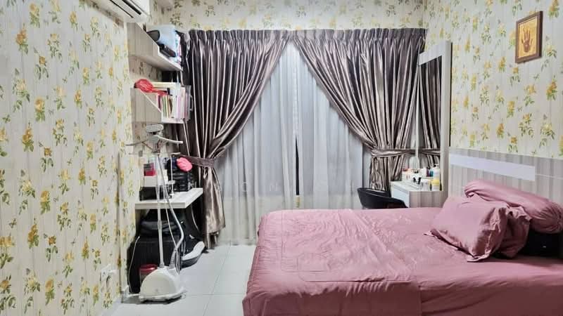 Service Residence for Sale at Sky View - Johnson Chong - Bedroom - PropertyGuru.com.my