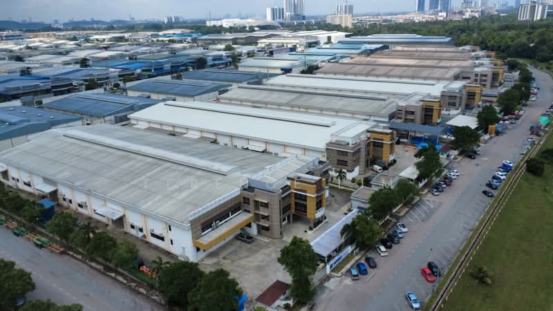 Kilang untuk Disewa di Taman Desa Cemerlang (Ulu Tiram) - Terence Lim - Exterior - PropertyGuru.com.my