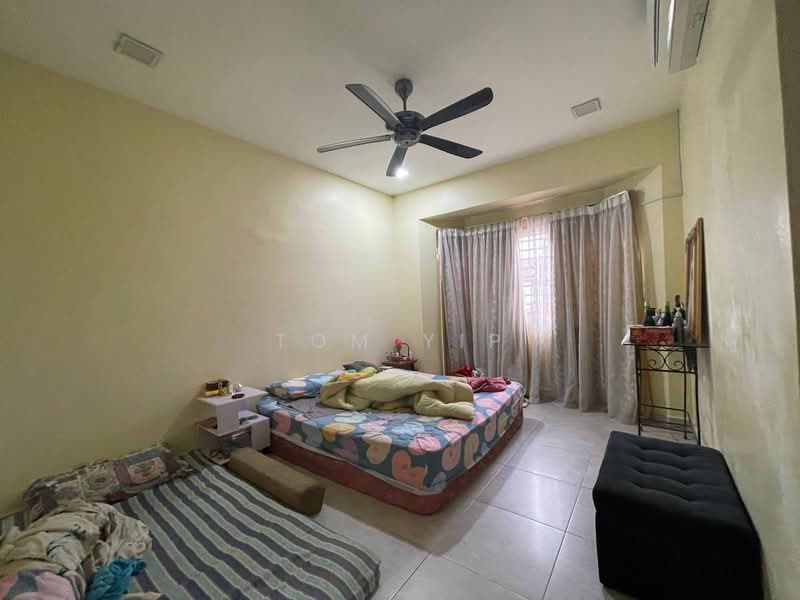 Rumah Teres 2 Tingkat untuk Dijual di Bandar Baru Kundang (Rawang) - Tom Yip - Bedroom - PropertyGuru.com.my