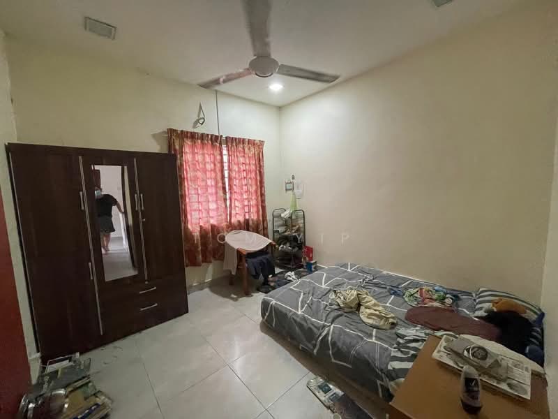 Rumah Teres 2 Tingkat untuk Dijual di Bandar Baru Kundang (Rawang) - Tom Yip - Bedroom - PropertyGuru.com.my
