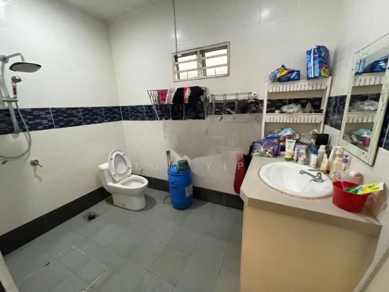 Rumah Teres 2 Tingkat untuk Dijual di Bandar Baru Kundang (Rawang) - Tom Yip - Bathroom - PropertyGuru.com.my