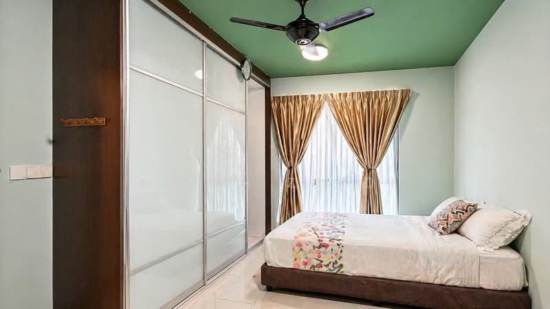 Service Residence for Sale at KL Traders Square - AIMAN ZUHDI - PropertyGuru.com.my