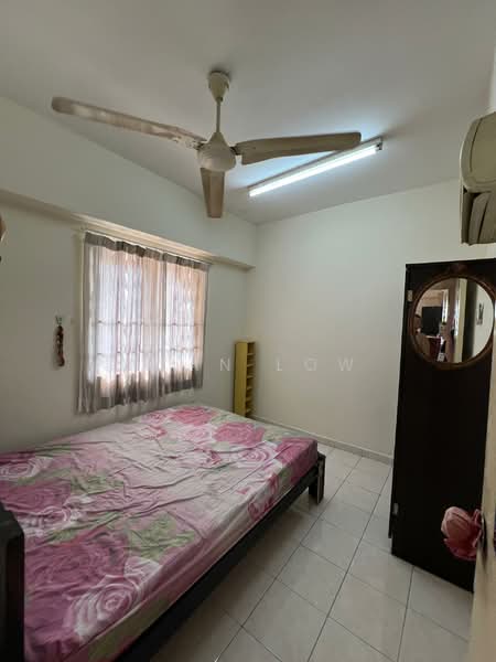 Kondominium untuk Disewa di Vista Komanwel A - Ryan Low - Bedroom - PropertyGuru.com.my