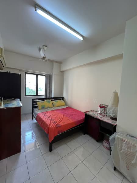 Kondominium untuk Disewa di Vista Komanwel A - Ryan Low - Bedroom - PropertyGuru.com.my