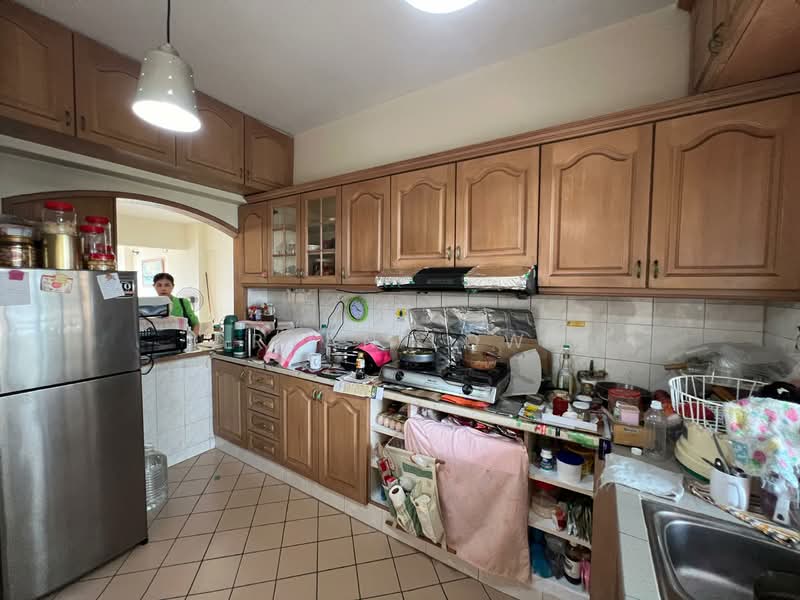 Kondominium untuk Disewa di Vista Komanwel A - Ryan Low - Kitchen - PropertyGuru.com.my