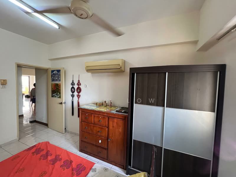 Kondominium untuk Disewa di Vista Komanwel A - Ryan Low - Bedroom - PropertyGuru.com.my