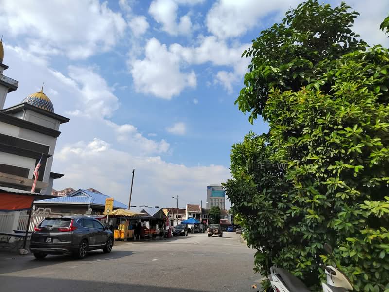 Shop for Rent in Taman Serdang Raya (Seri Kembangan) - Krystal Tiew - Exterior - PropertyGuru.com.my