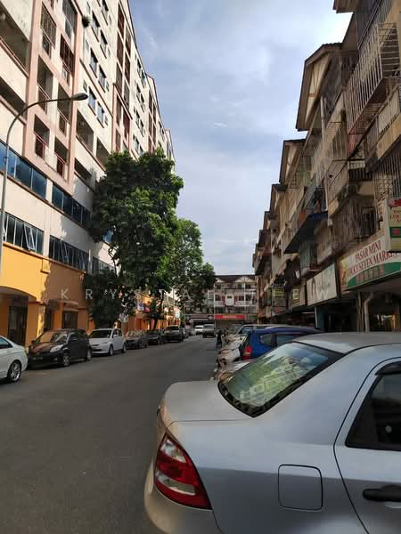 Shop for Rent in Taman Serdang Raya (Seri Kembangan) - Krystal Tiew - Exterior - PropertyGuru.com.my