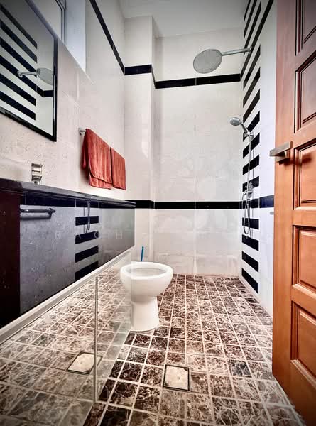 Bungalow for Sale in Sungai Ara (Penang) - Rachael Tan - Bathroom - PropertyGuru.com.my