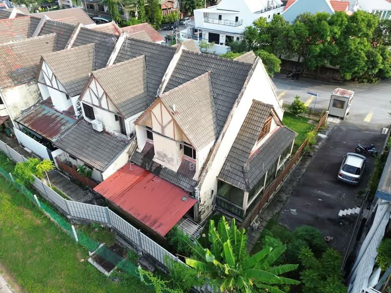 2-storey Terraced House for Sale in Taman Setiawangsa (Setiawangsa) - Azli Ibrahim - Exterior - PropertyGuru.com.my