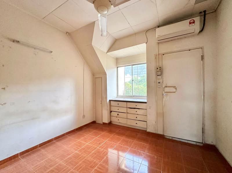2-storey Terraced House for Sale in Taman Setiawangsa (Setiawangsa) - Azli Ibrahim - Interior - PropertyGuru.com.my