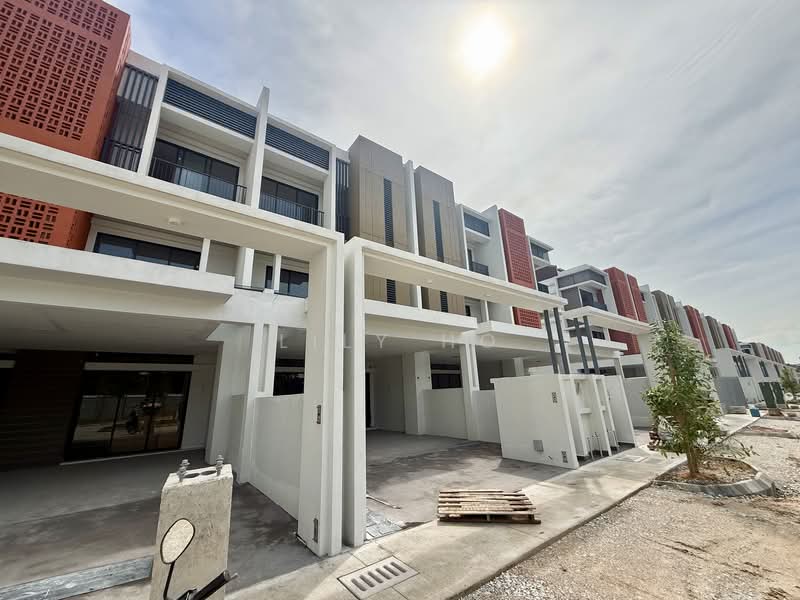 Rumah Teres untuk Dijual di KL City Centre (Kuala Lumpur) - Lily Ho - Exterior - PropertyGuru.com.my