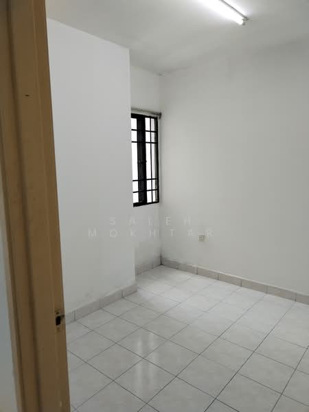 Pangsapuri untuk Dijual di Flora Damansara Apartment - Saleh Mokhtar - PropertyGuru.com.my