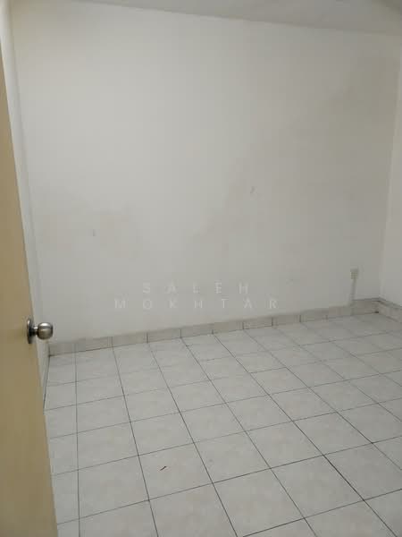 Pangsapuri untuk Dijual di Flora Damansara Apartment - Saleh Mokhtar - PropertyGuru.com.my