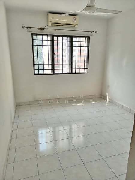 Pangsapuri untuk Dijual di Flora Damansara Apartment - Saleh Mokhtar - PropertyGuru.com.my