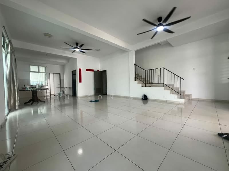 Cluster House for Sale in Kangkar Pulai (Skudai) - Johnson Chong - Living Room - PropertyGuru.com.my