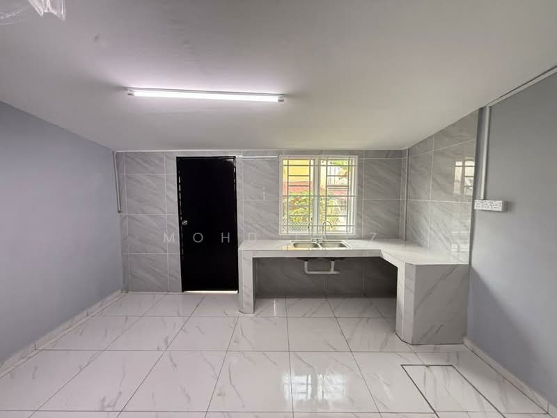 Rumah Teres 1 Tingkat untuk Dijual di Skudai (Johor) - Mohd Faez - Kitchen - PropertyGuru.com.my