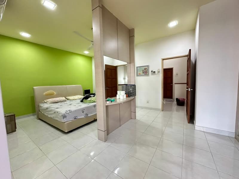 Rumah Teres 2 Tingkat untuk Dijual di Sutera Damansara (Damansara Damai) - Kelven Tan - Bedroom - PropertyGuru.com.my