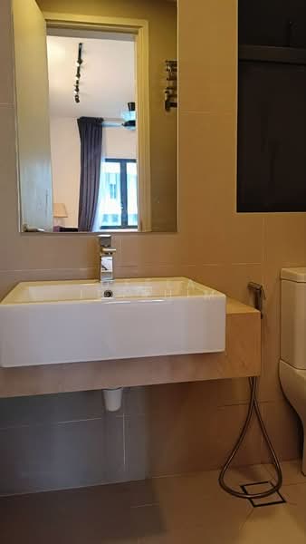 Service Residence for Rent at South View - Deela Ibrahim - Bathroom - PropertyGuru.com.my