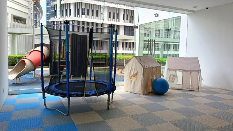 Service Residence for Rent at South View - Deela Ibrahim - Interior - PropertyGuru.com.my