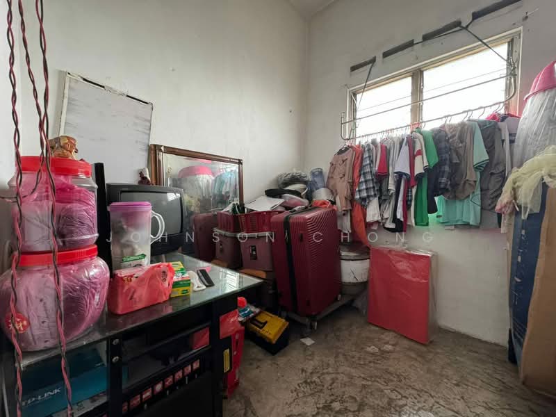 Rumah Flat untuk Dijual di Taman Pulai Utama - Johnson Chong - Interior - PropertyGuru.com.my