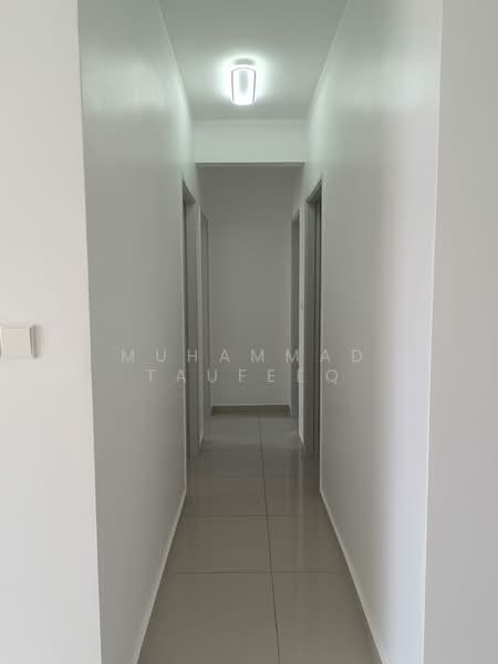 Condominium for Rent at Residensi Dutamas Dahlia - Muhammad Taufeeq - Corridor - PropertyGuru.com.my