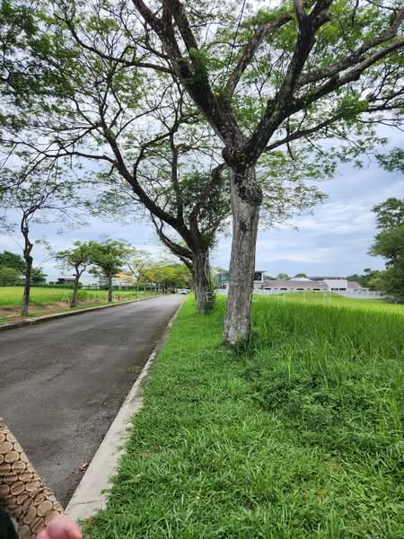 Tanah Banglo untuk Dijual di Leisure Farm (Gelang Patah) - Adeline Chin - Exterior - PropertyGuru.com.my